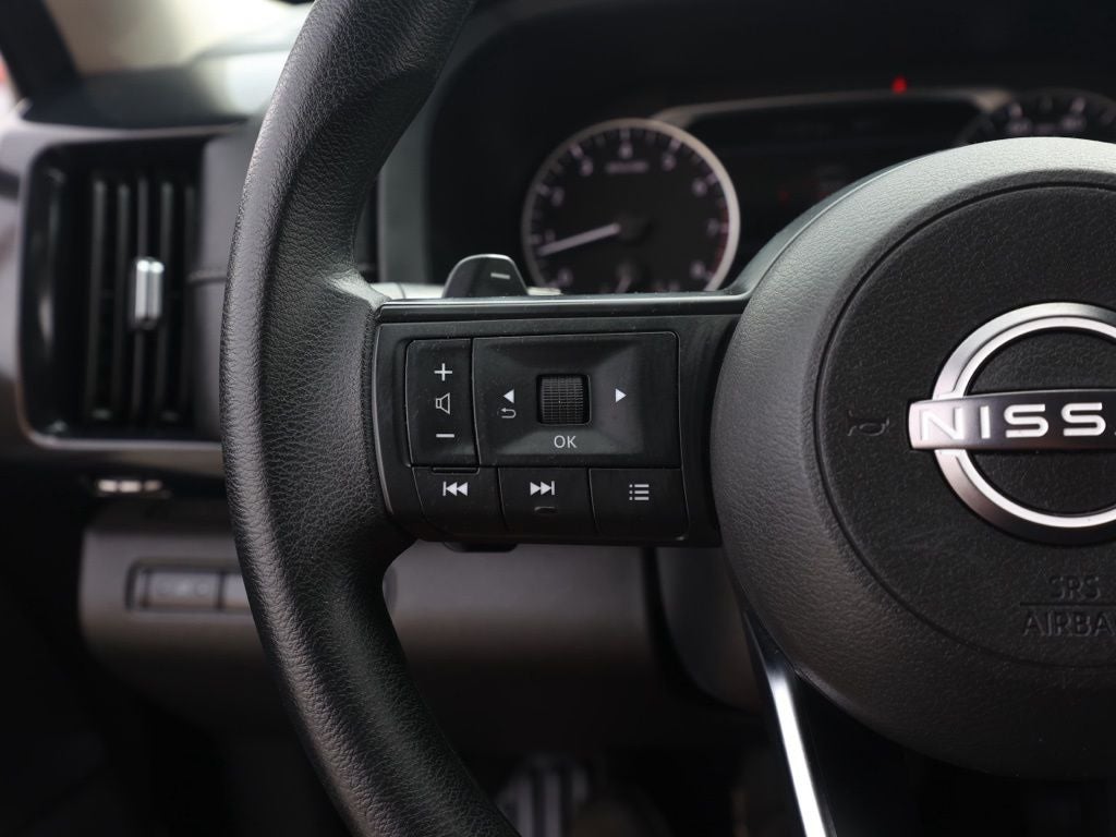 2025 Nissan Pathfinder S