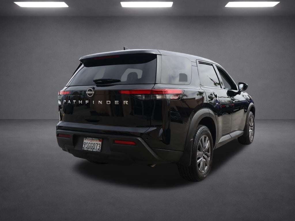 2025 Nissan Pathfinder S