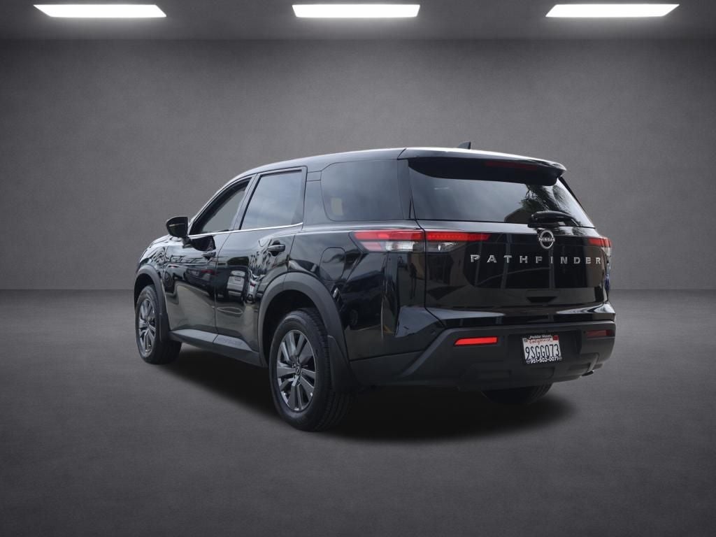 2025 Nissan Pathfinder S