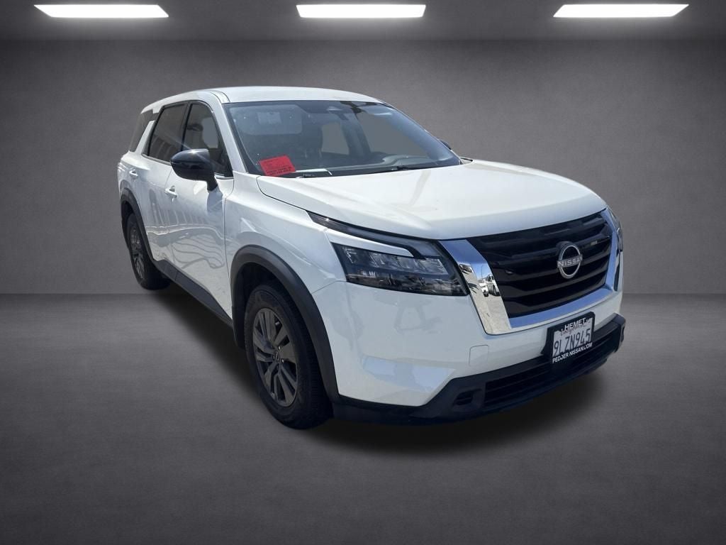 2024 Nissan Pathfinder S