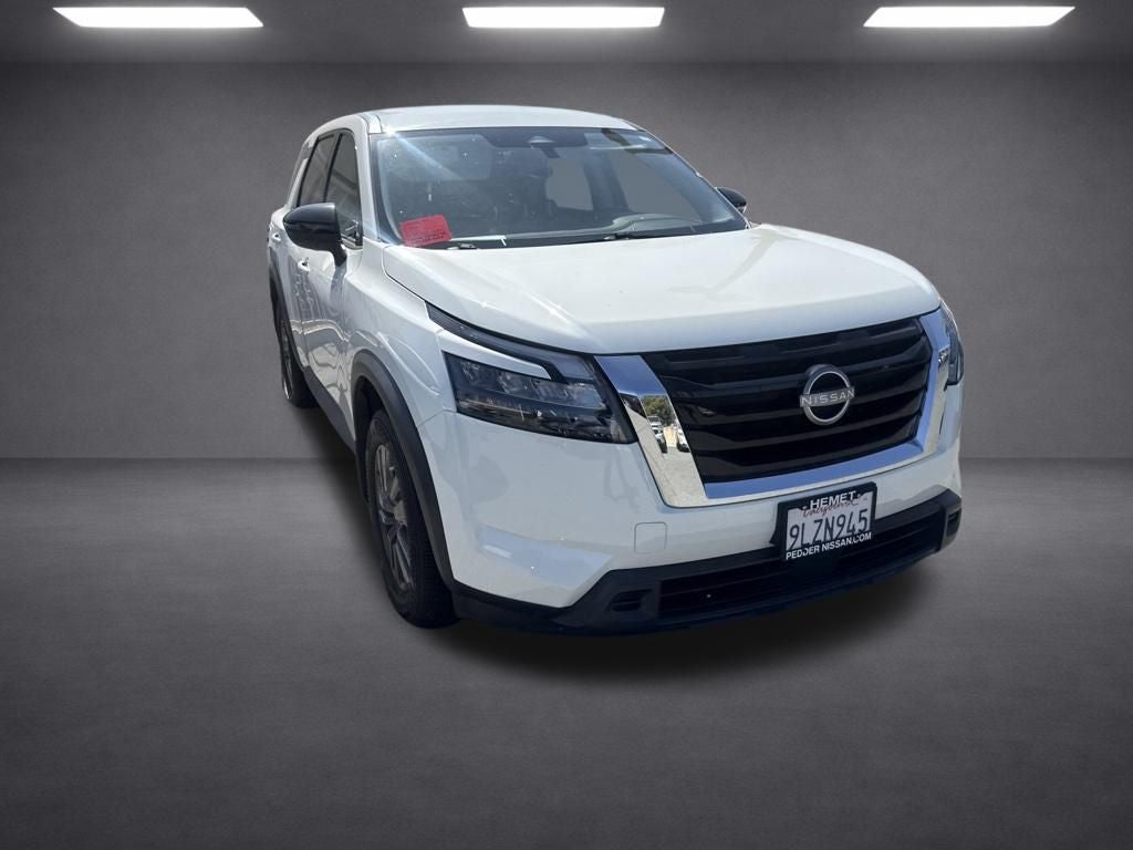 2024 Nissan Pathfinder S