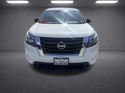2024 Nissan Pathfinder S