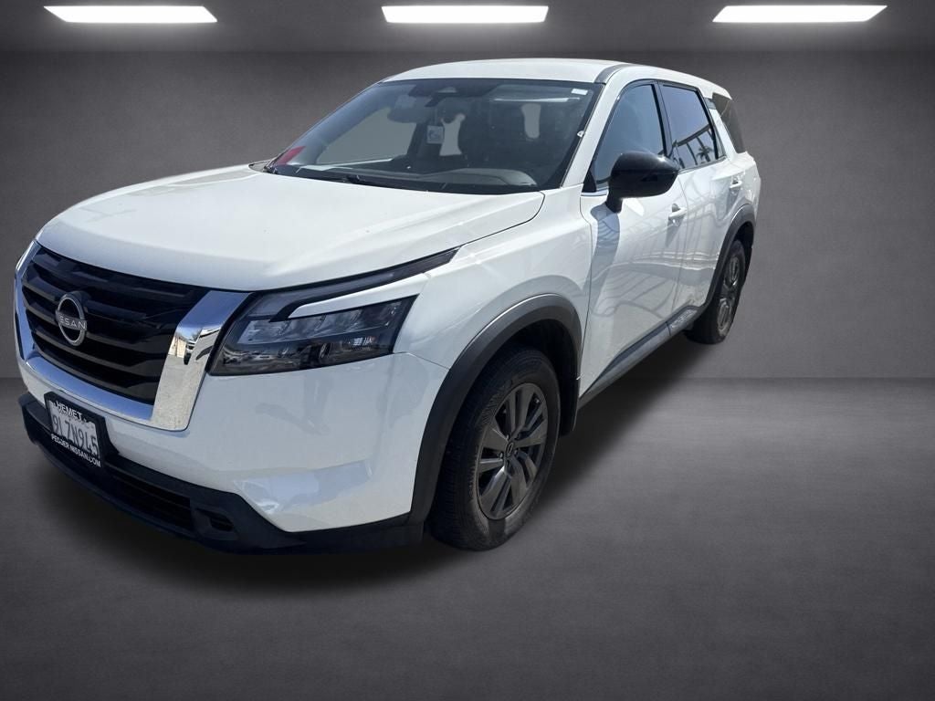 2024 Nissan Pathfinder S