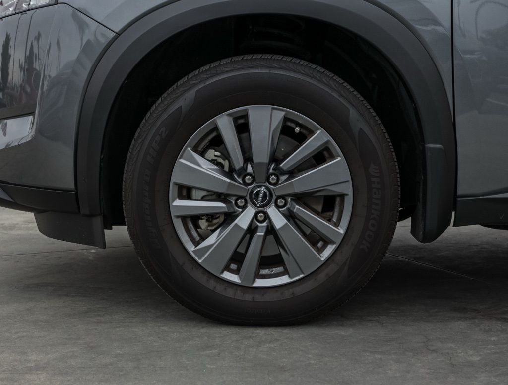 2025 Nissan Pathfinder S