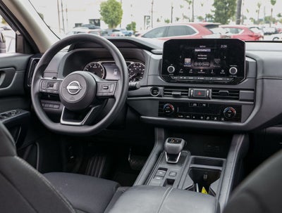 2025 Nissan Pathfinder S