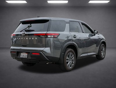 2025 Nissan Pathfinder S