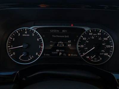 2025 Nissan Pathfinder SV