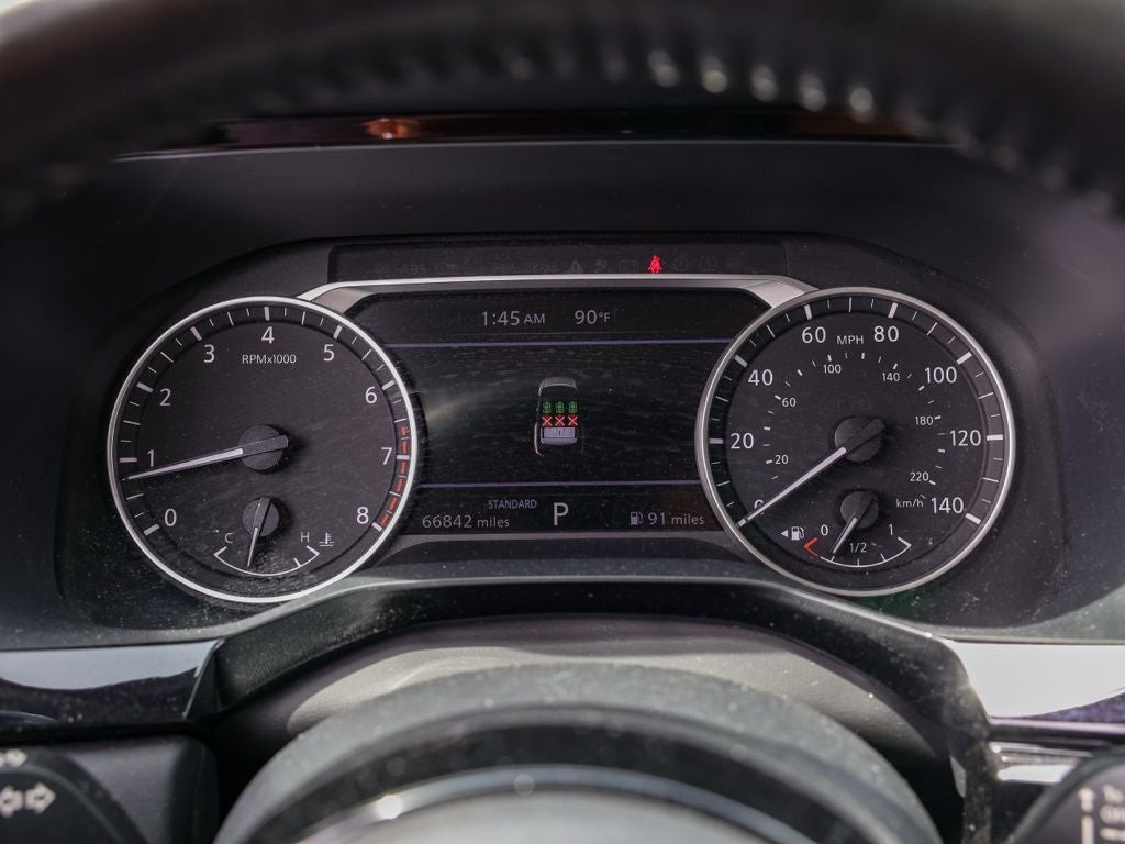 2022 Nissan Pathfinder SV