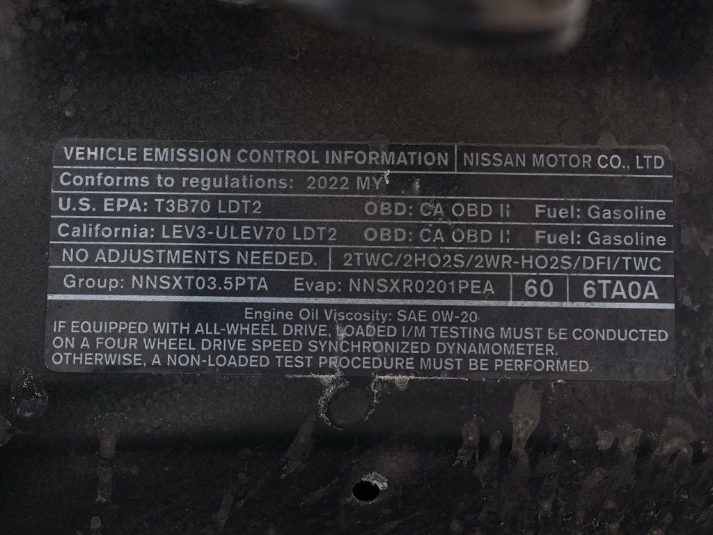 2022 Nissan Pathfinder SV