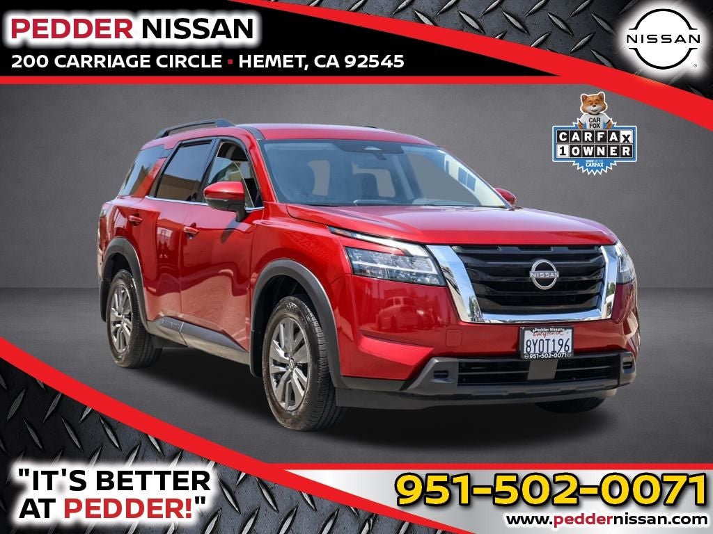 2022 Nissan Pathfinder SV