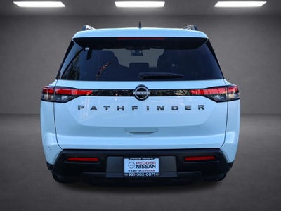 2026 Nissan Pathfinder SV