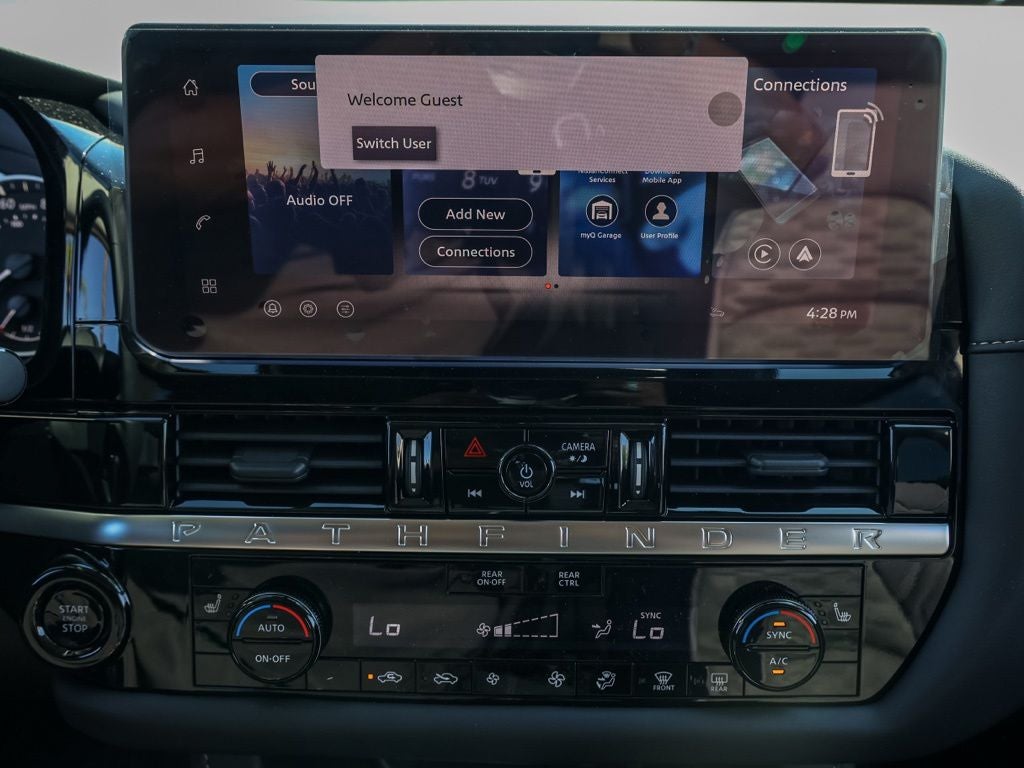 2026 Nissan Pathfinder SV