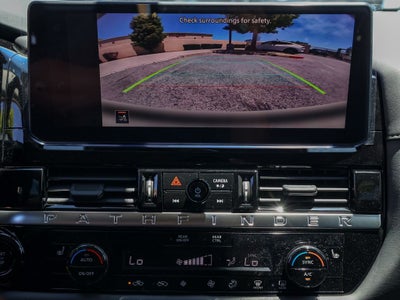 2026 Nissan Pathfinder SV