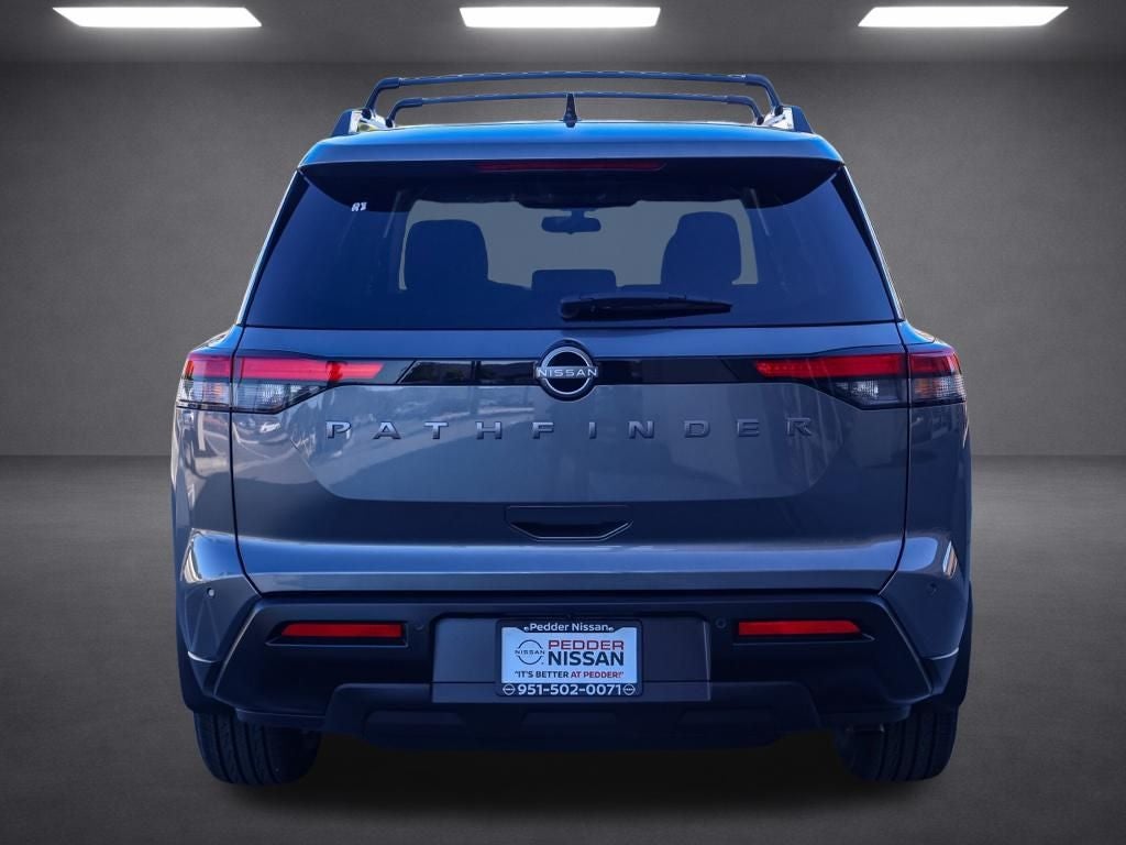 2026 Nissan Pathfinder SV