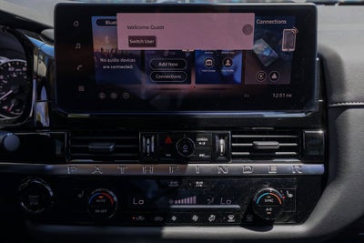 2026 Nissan Pathfinder SV