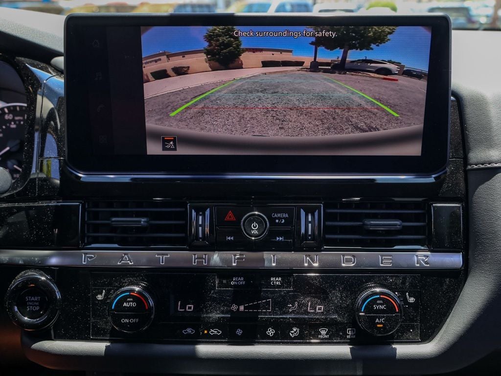2026 Nissan Pathfinder SV