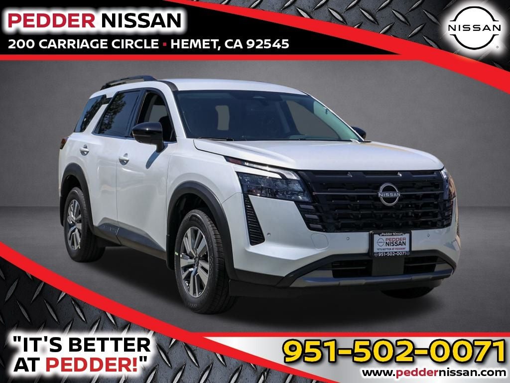 2026 Nissan Pathfinder SL
