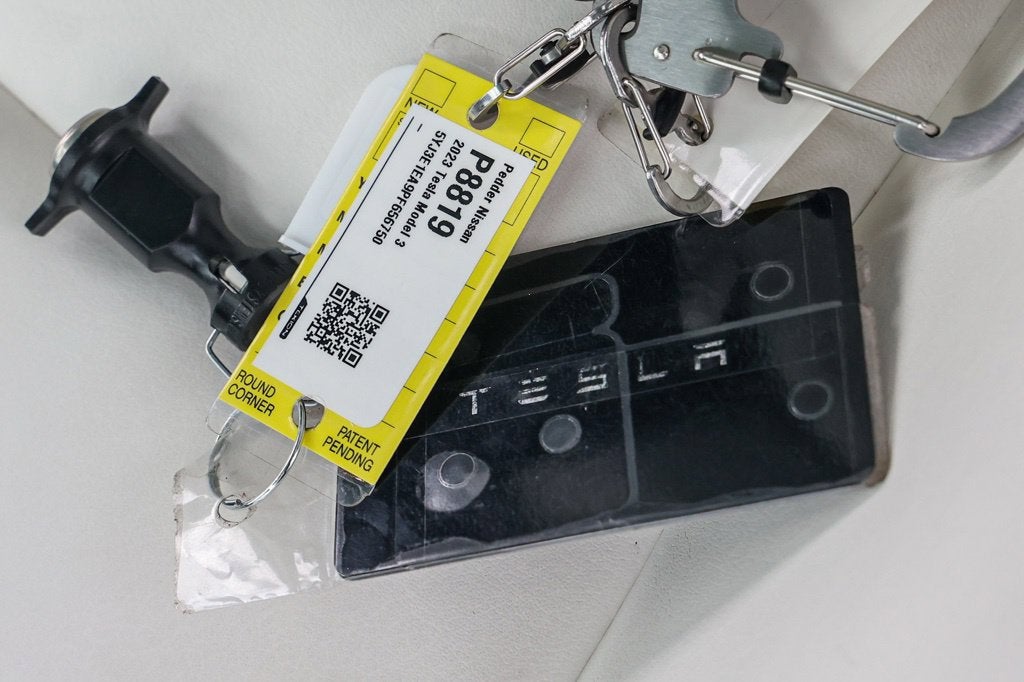 2023 Tesla Model 3 Base