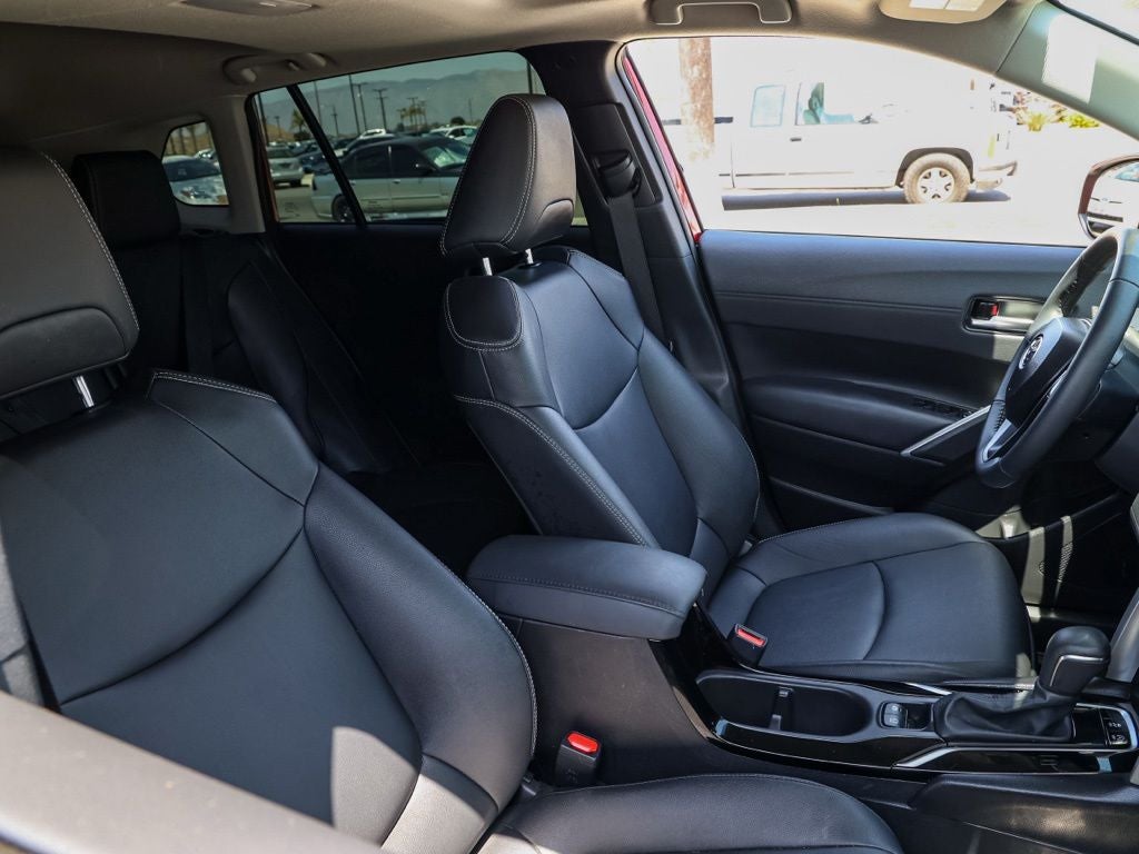 2024 Toyota Corolla Cross XLE