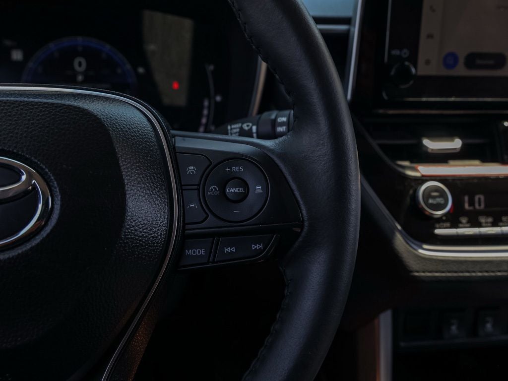 2024 Toyota Corolla Cross XLE