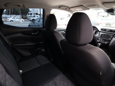 2022 Nissan Rogue Sport SV