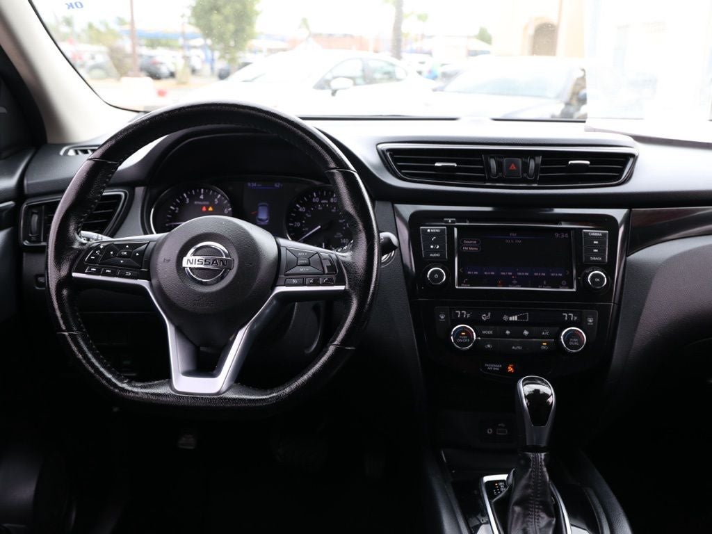 2022 Nissan Rogue Sport SV