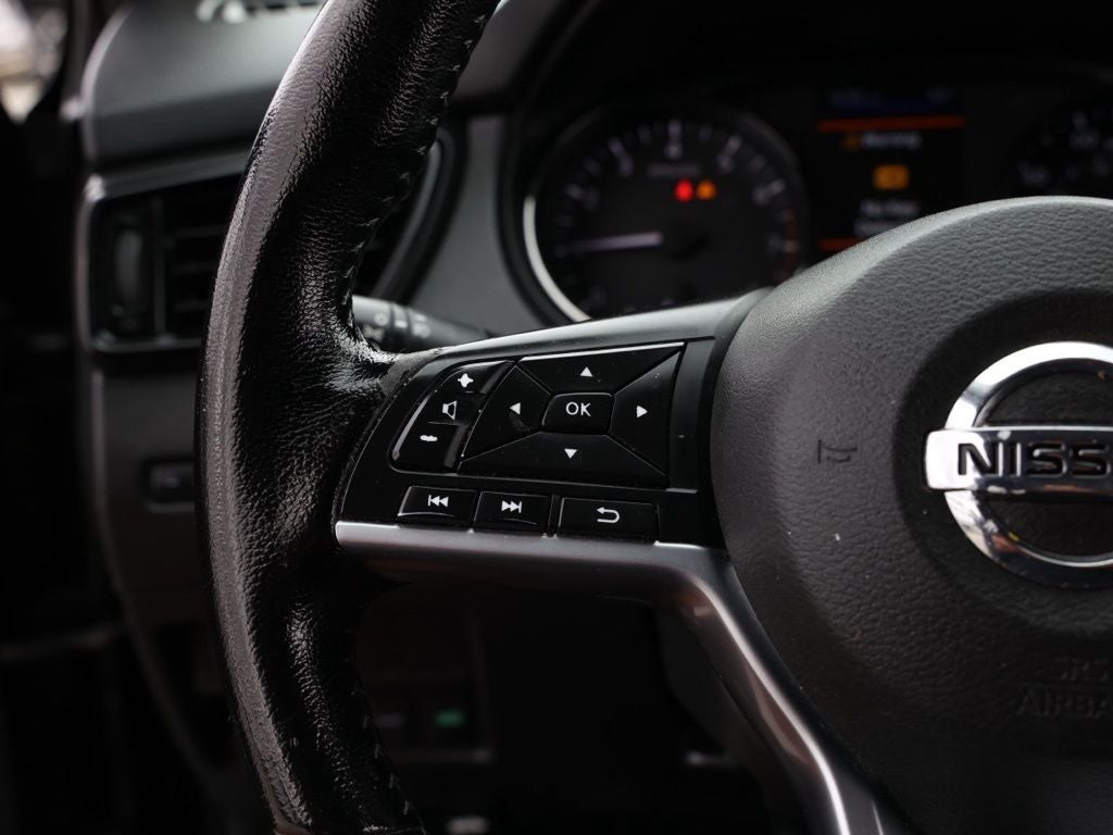 2022 Nissan Rogue Sport SV