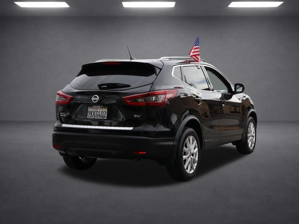 2022 Nissan Rogue Sport SV