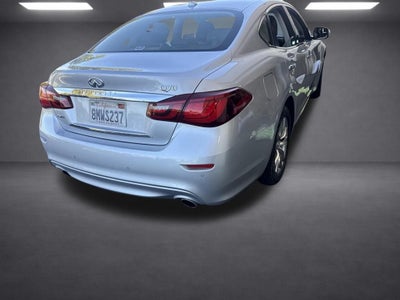 2019 INFINITI Q70 3.7X
