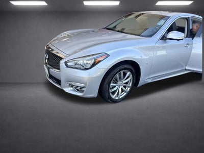 2019 INFINITI Q70 3.7X