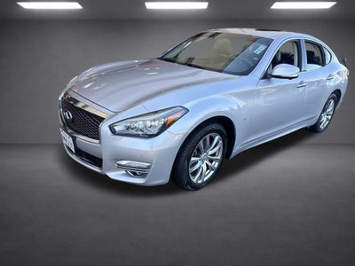 2019 INFINITI Q70 3.7X