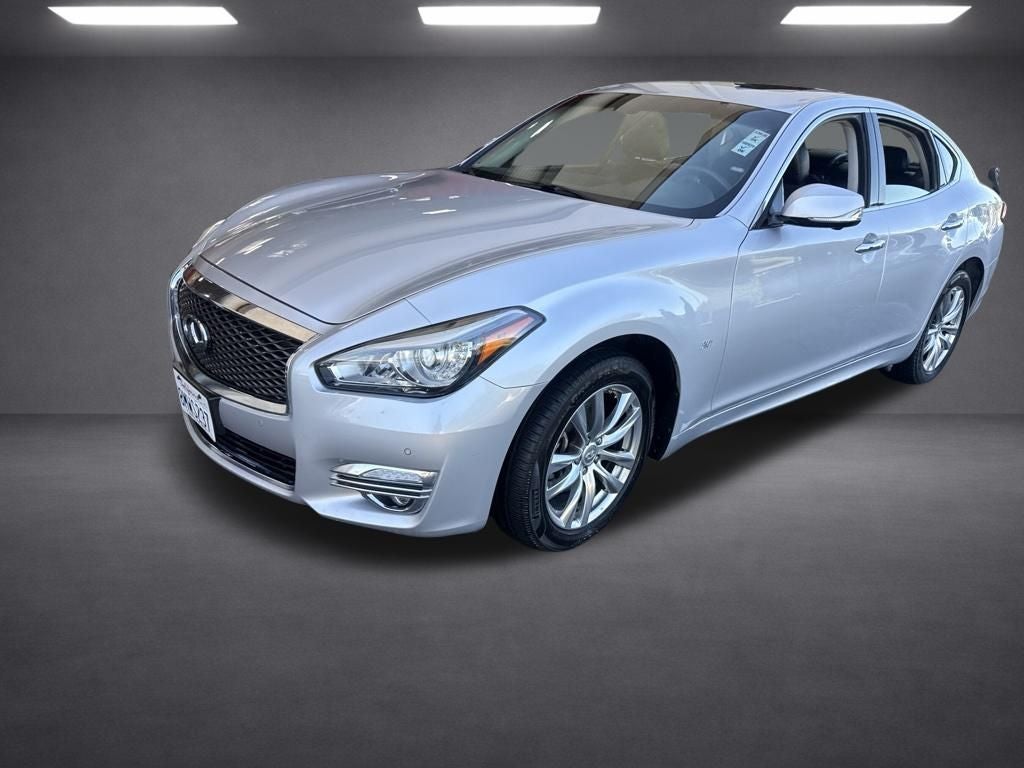 2019 INFINITI Q70 3.7X