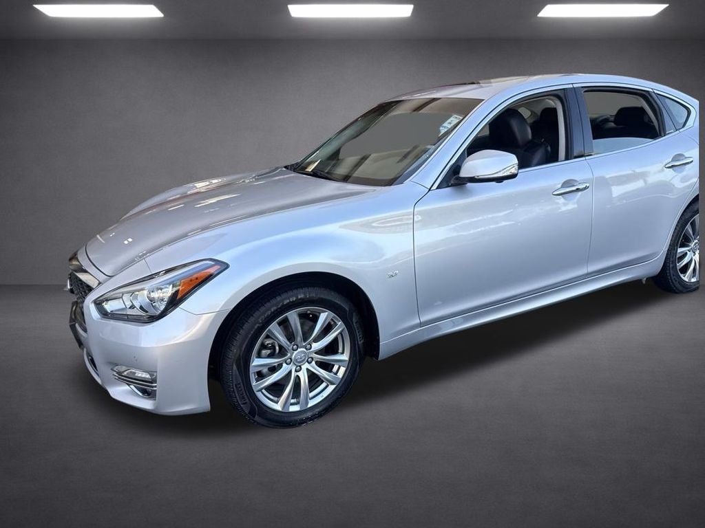 2019 INFINITI Q70 3.7X