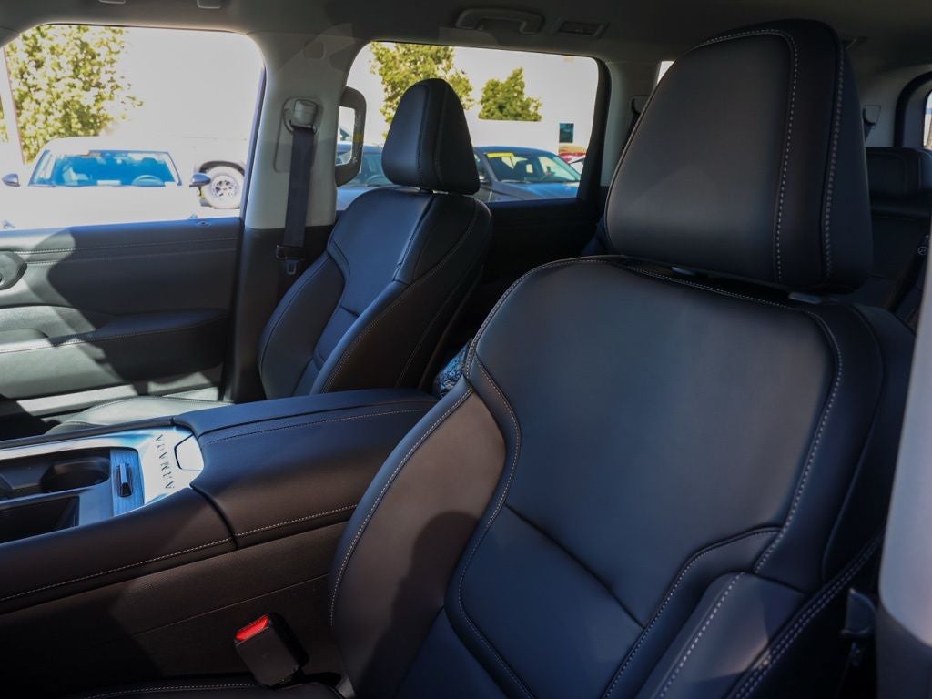 2026 Nissan Armada SV