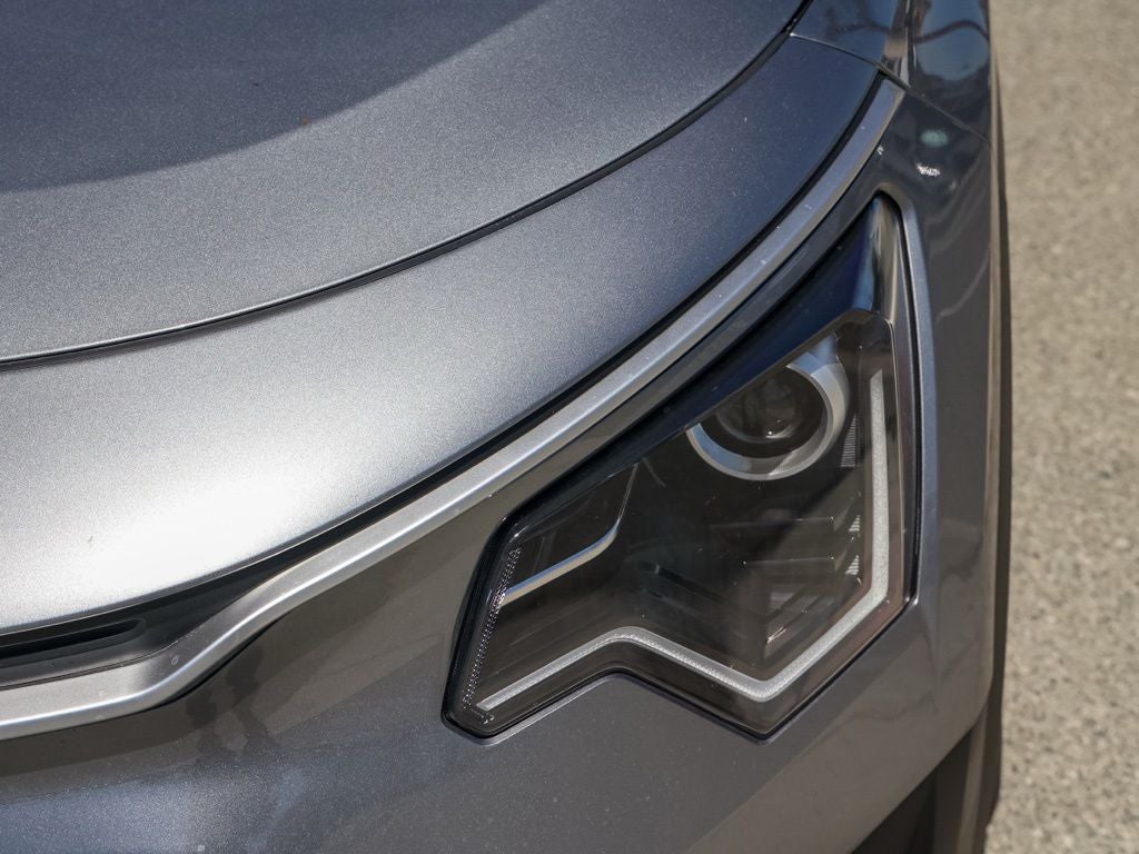 2025 Kia Niro LX