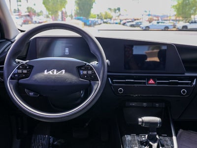 2025 Kia Niro LX