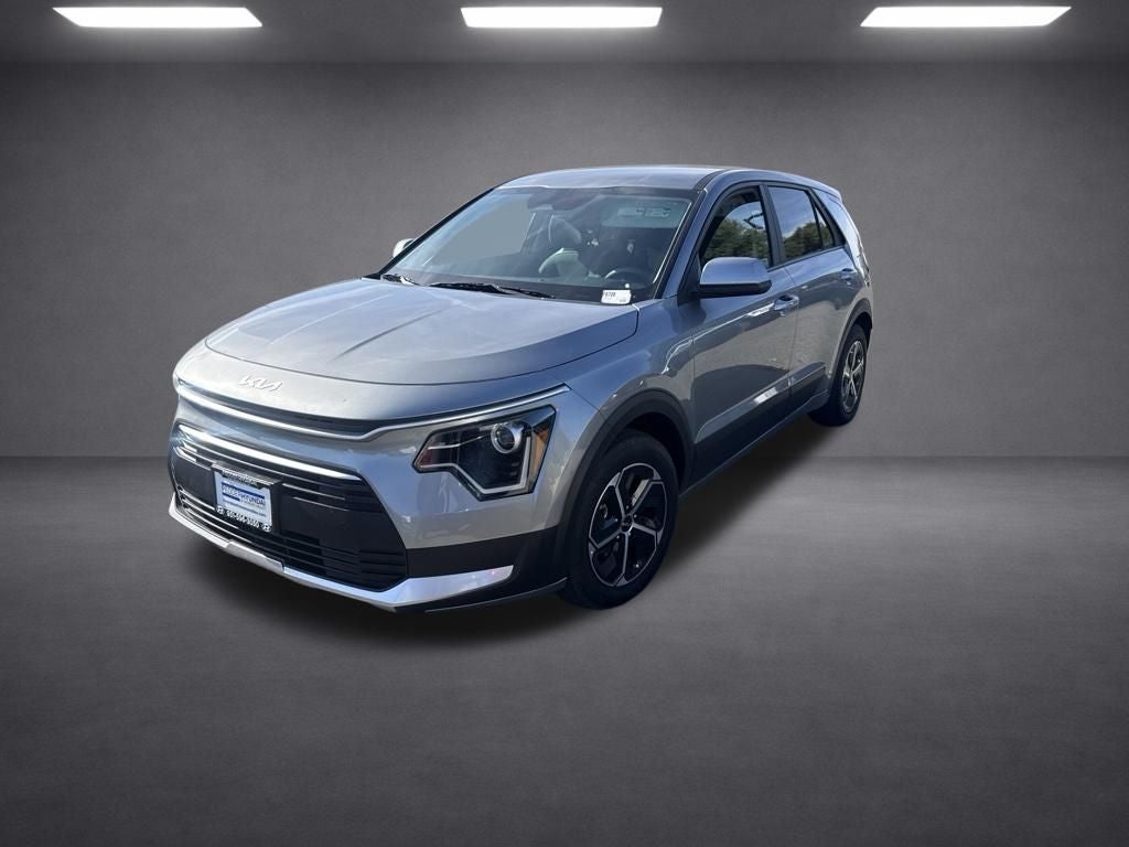 2025 Kia Niro LX