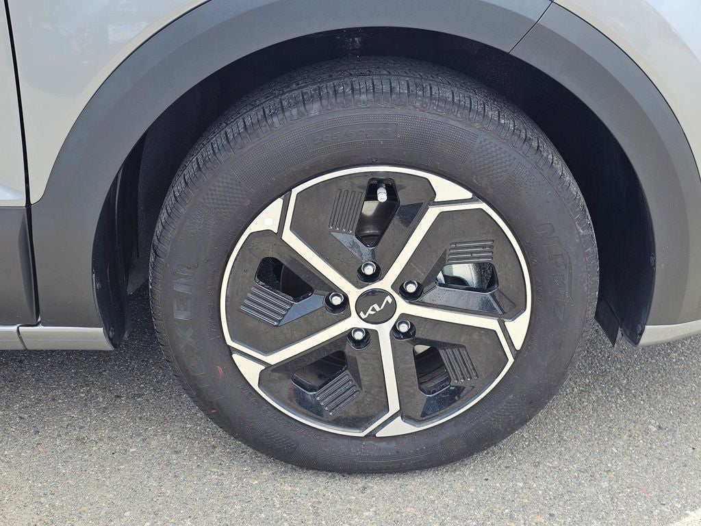 2025 Kia Niro LX