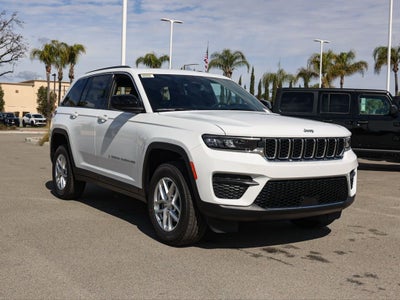 2026 Jeep Grand Cherokee Laredo