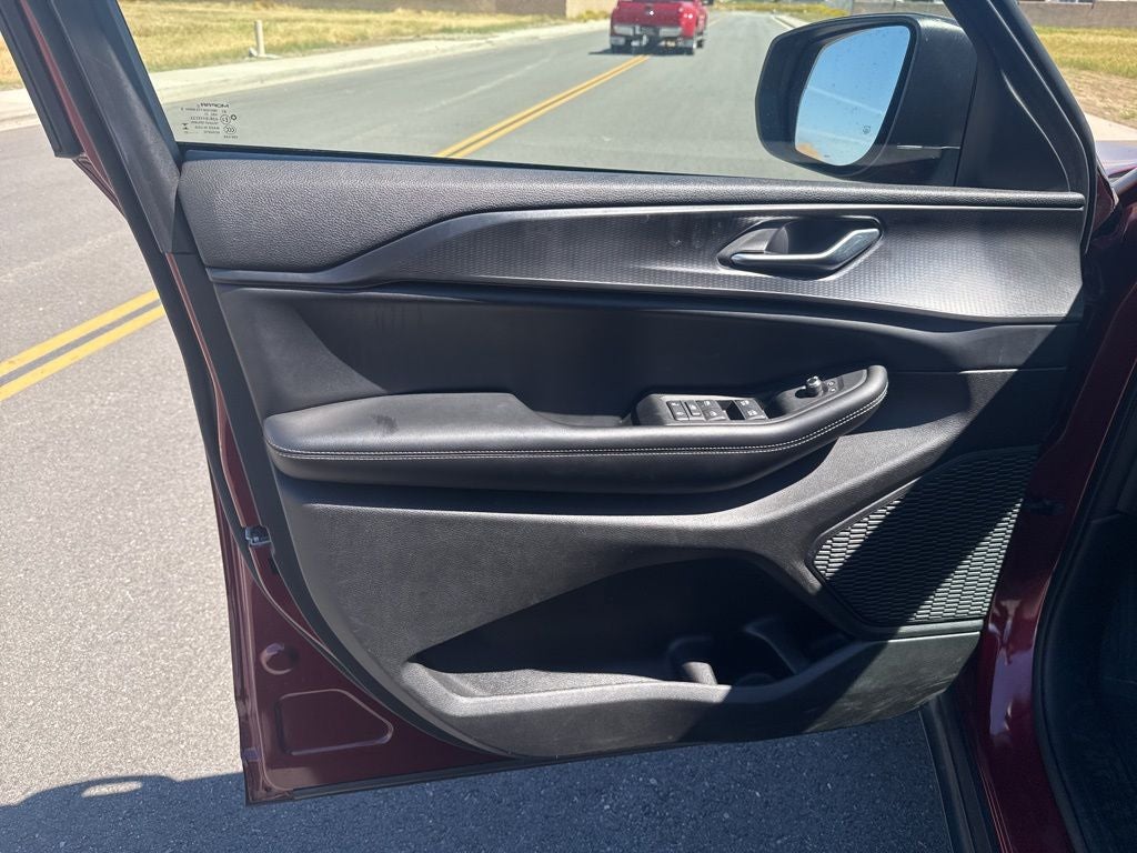 2023 Jeep Grand Cherokee Laredo