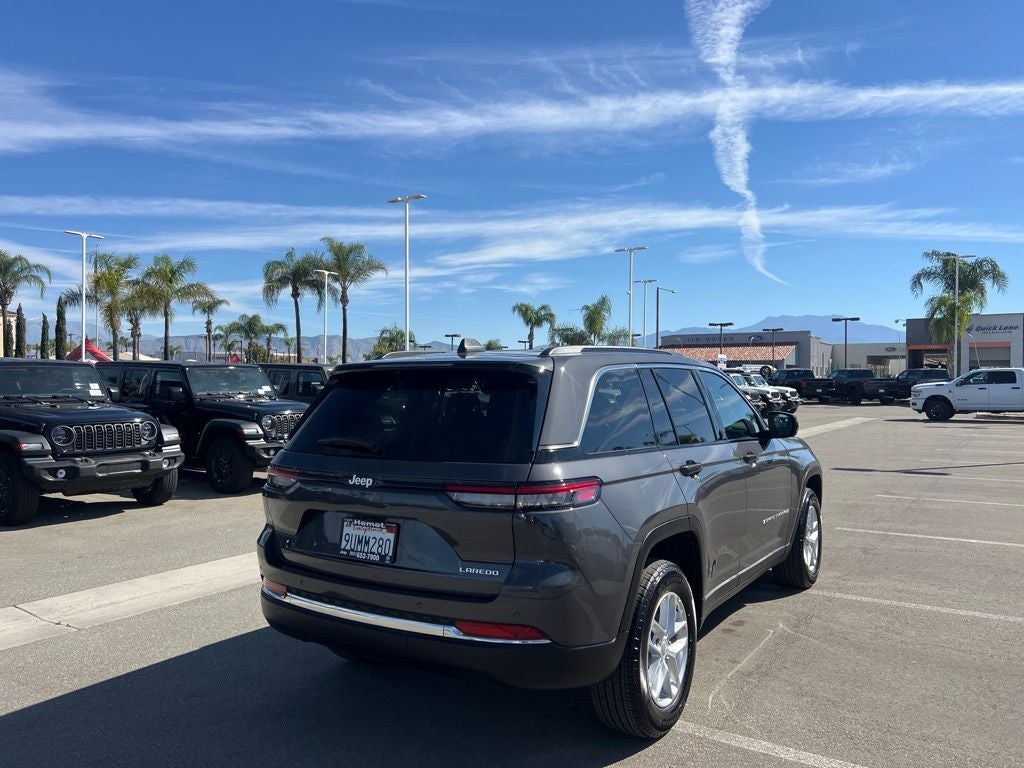 2025 Jeep Grand Cherokee Laredo
