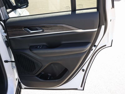 2026 Jeep Grand Cherokee Laredo