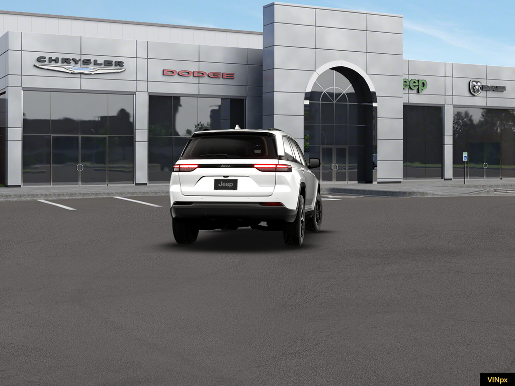 2026 Jeep Grand Cherokee Laredo Altitude