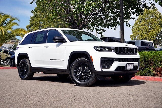 2026 Jeep Grand Cherokee Altitude