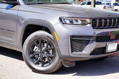 2026 Jeep Grand Cherokee Altitude