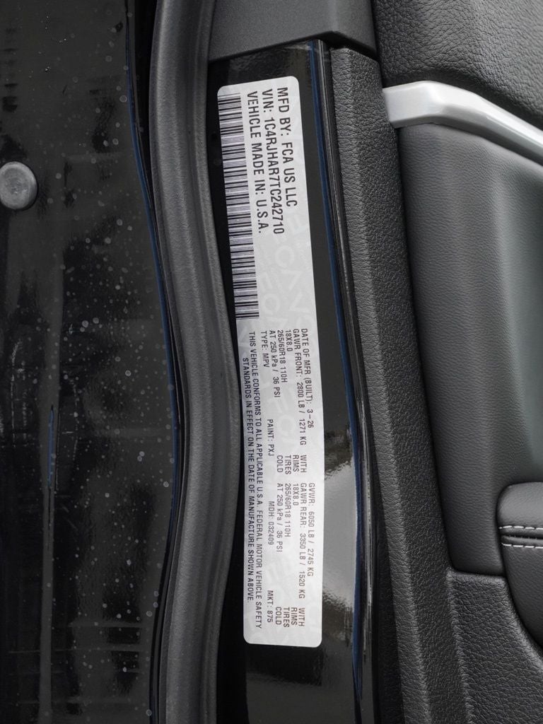 2026 Jeep Grand Cherokee Laredo Altitude