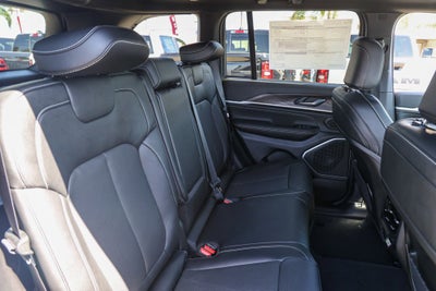 2027 Jeep Grand Cherokee Limited Reserve