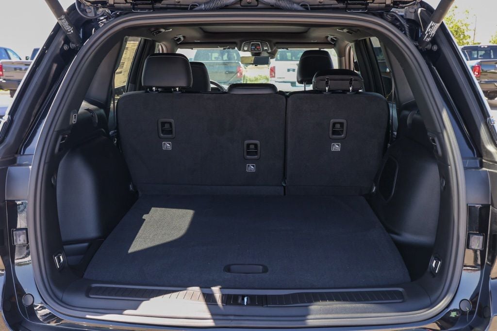 2027 Jeep Grand Cherokee Limited Reserve