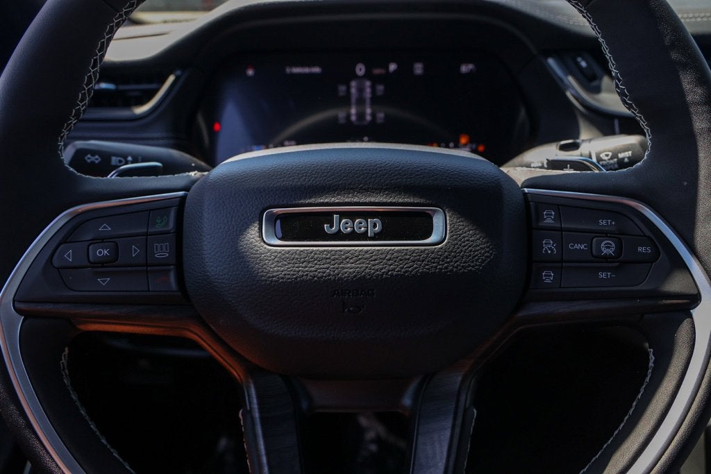 2027 Jeep Grand Cherokee Limited Reserve