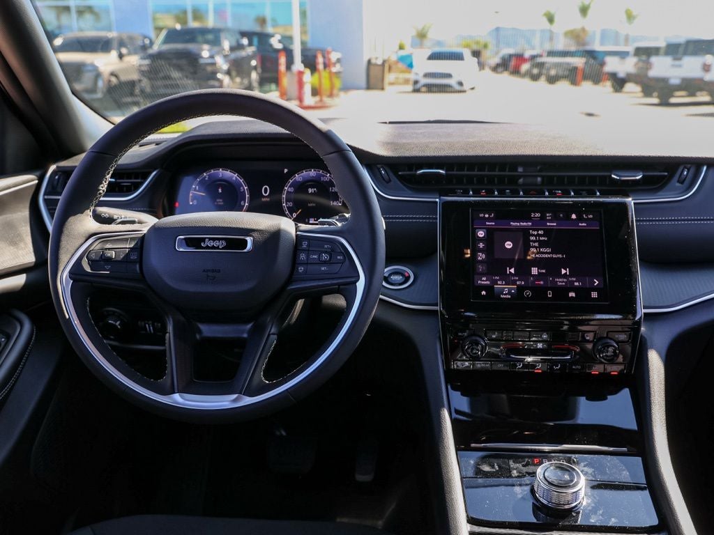 2026 Jeep Grand Cherokee L Laredo